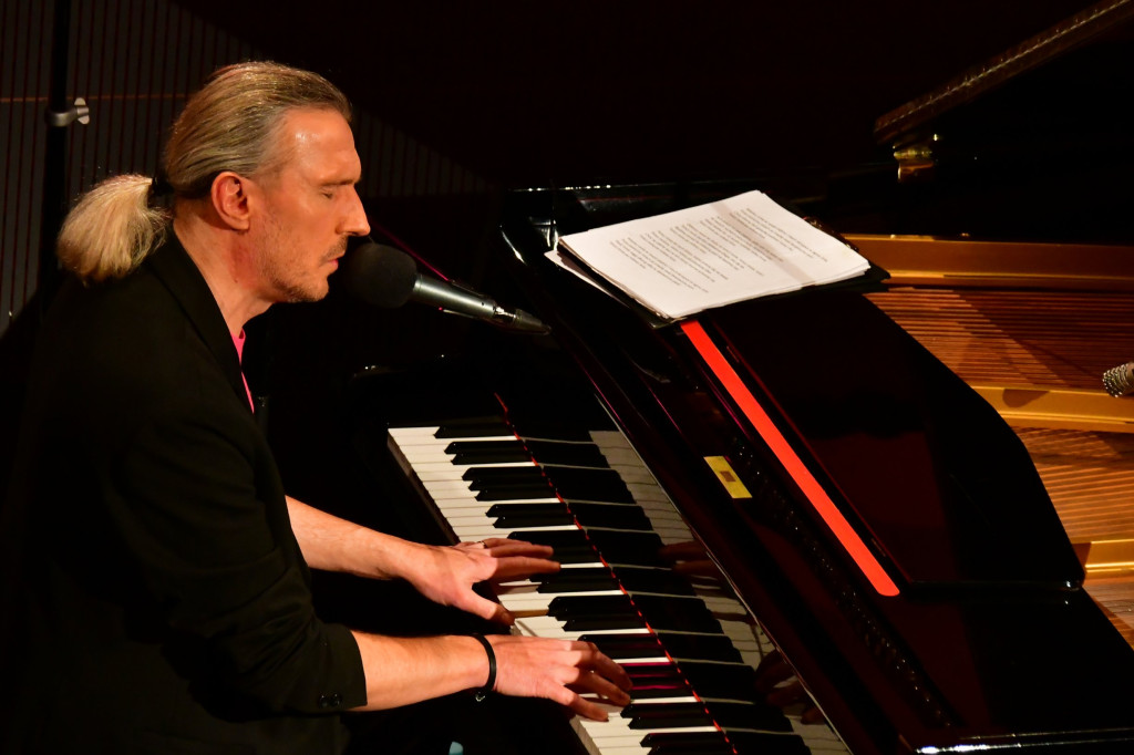 BCK. Klimatyczny recital Lewandowskiej i Selima