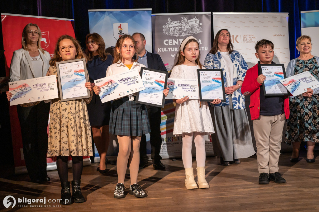 Amelia Lewkowicz z MDK zdobyła wyróżnienie w Finale Śpiewającego Słowika
