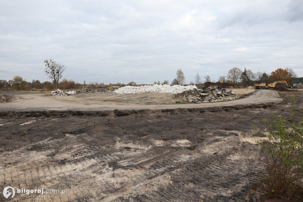 Prace rozbiórkowe i przygotowawcze na Autodromie w Biłgoraju