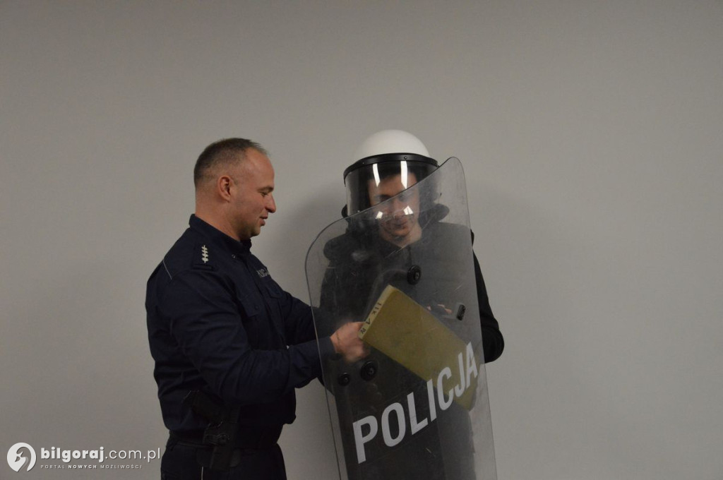 DZIEŃ OTWARTY. Są chętni do pracy w Policji !