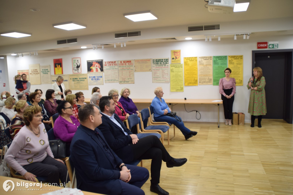 Przedszkolaki z Tarnogrodu tarnogrodzkim seniorom