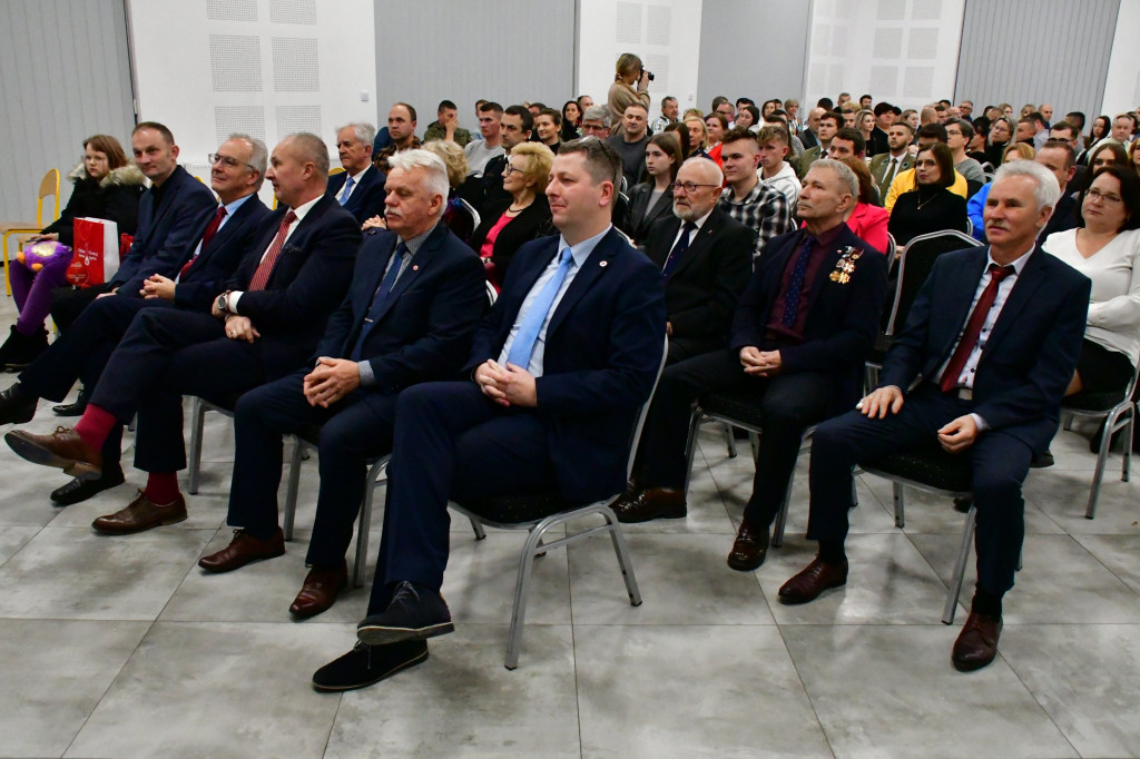 Regionalne spotkanie krwiodawców. Były wyróżnienia, medale i podziękowania