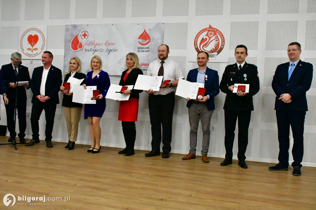 Regionalne spotkanie krwiodawców. Były wyróżnienia, medale i podziękowania