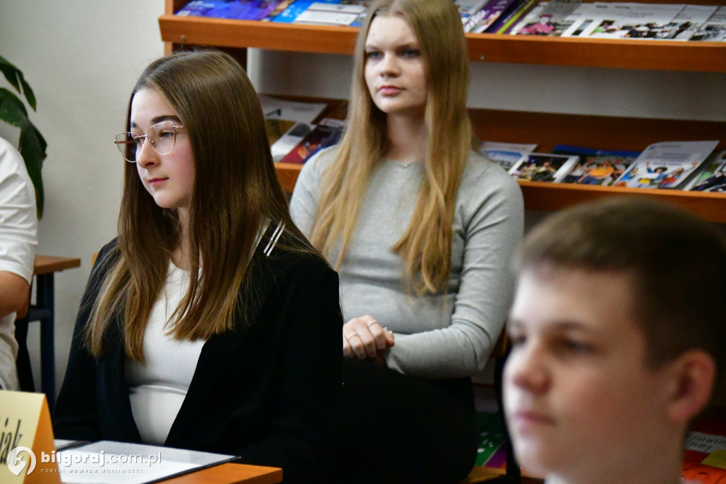 To ci uczniowie najpiękniej czytają. W ZSBiO trwa konkurs