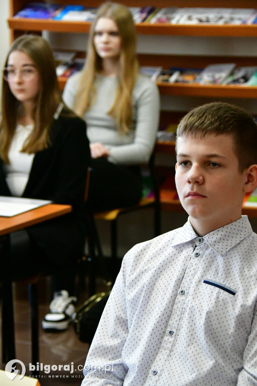 To ci uczniowie najpiękniej czytają. W ZSBiO trwa konkurs
