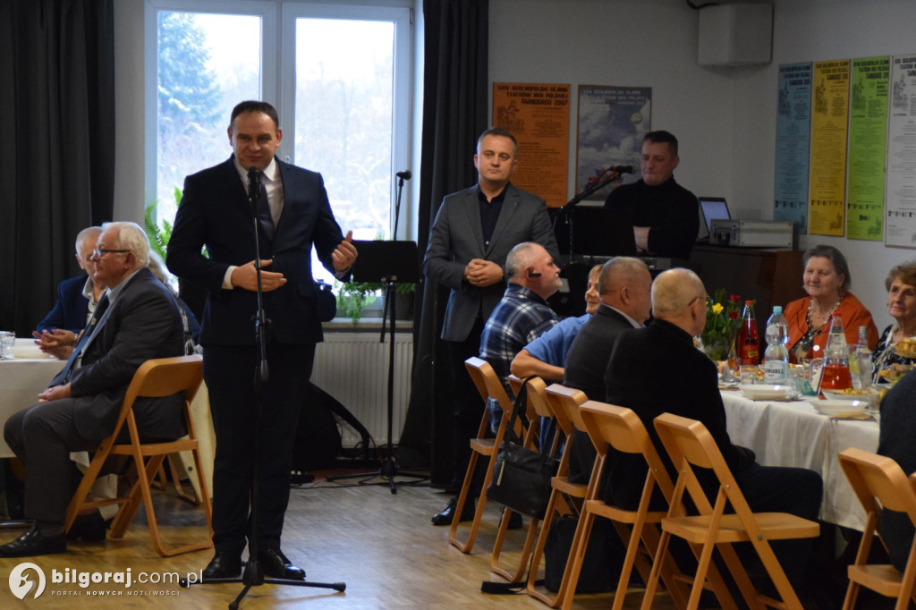 Andrzejki klubów seniora z Tarnogrodu. Tak się bawiono