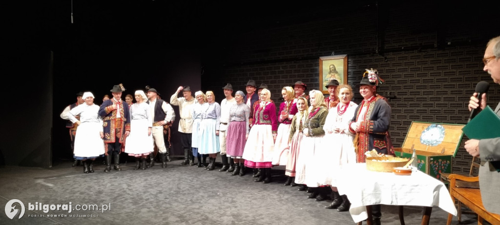 Promocja miasta i gminy Tarnogród podczas X Festiwalu Teatrów Wiejskich „Zwyki”