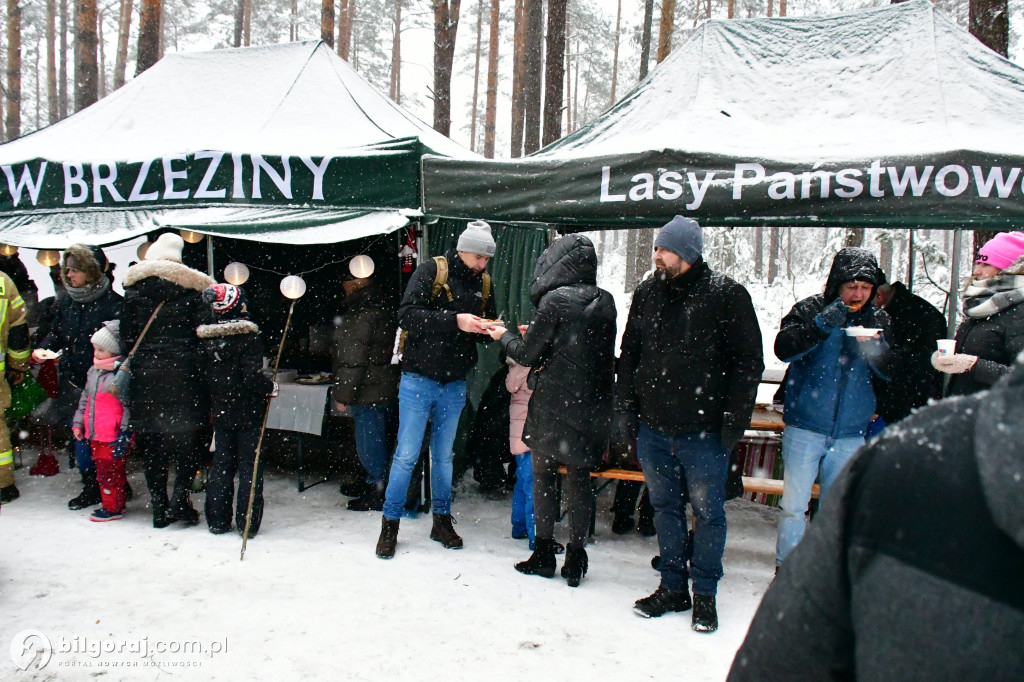 Mikołaj zjawił się w środku lasu? Czy zabłądził?