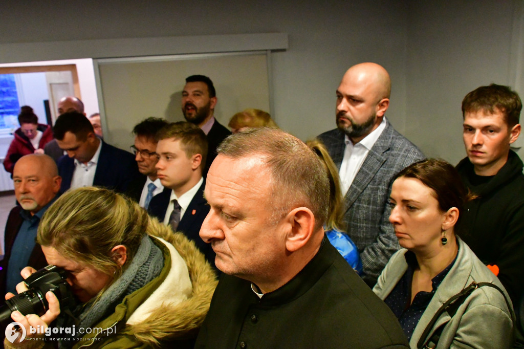 Poseł Marcin Romanowski otworzył biuro w Biłgoraju. Kto uczestniczył w uroczystości?
