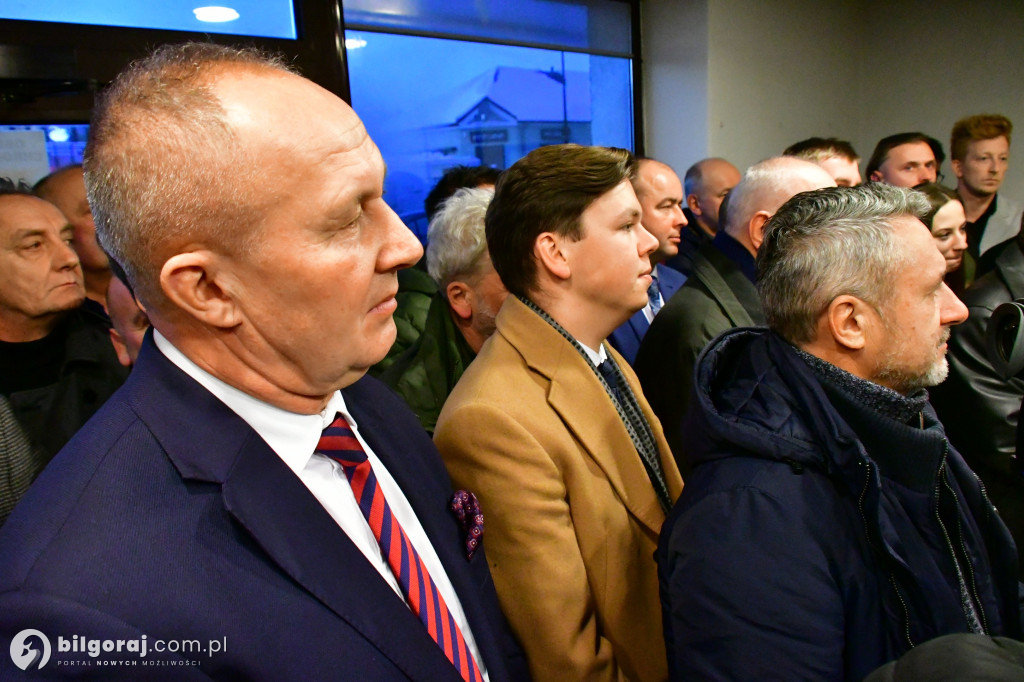Poseł Marcin Romanowski otworzył biuro w Biłgoraju. Kto uczestniczył w uroczystości?
