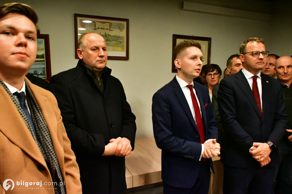 Poseł Marcin Romanowski otworzył biuro w Biłgoraju. Kto uczestniczył w uroczystości?
