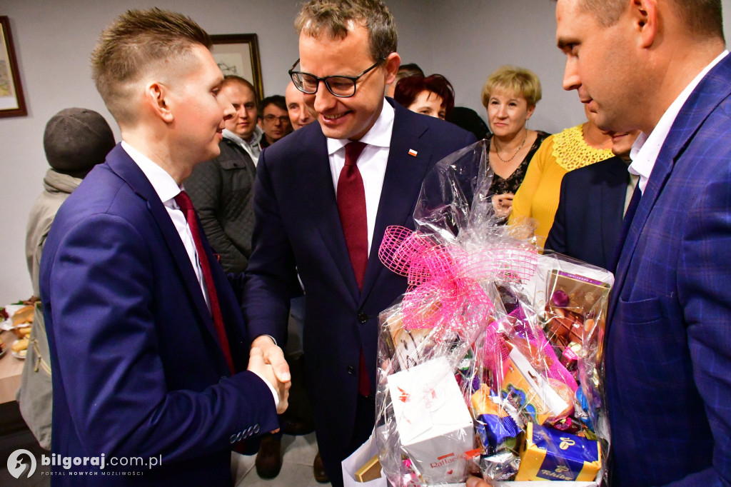 Poseł Marcin Romanowski otworzył biuro w Biłgoraju. Kto uczestniczył w uroczystości?