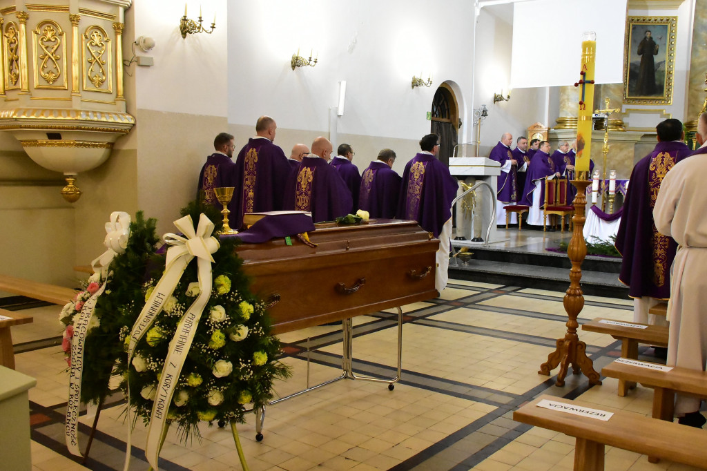 Msza św. żałobna ks. Józefa Godzisza
