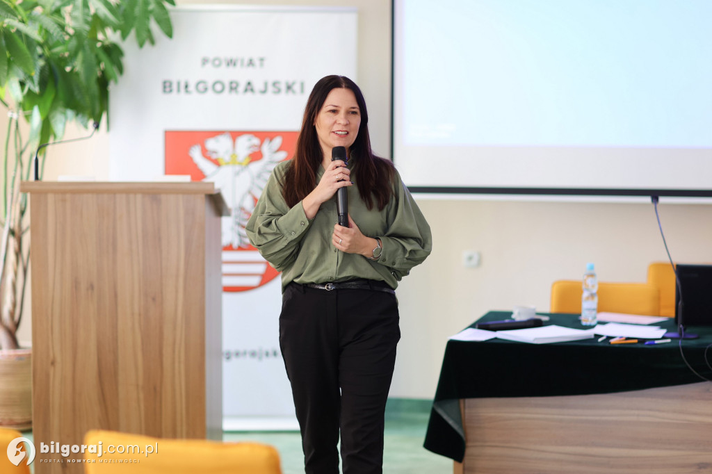 W Biłgoraju dyskutowali nad przyszłością oświaty
