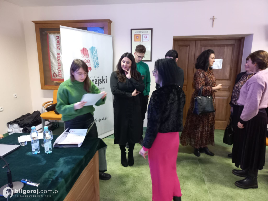 W Biłgoraju dyskutowali nad przyszłością oświaty