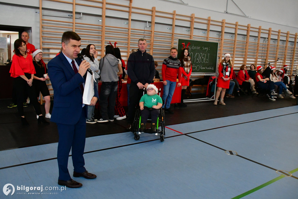 Mikołajkowy Festyn Charytatywny w ZSBiO