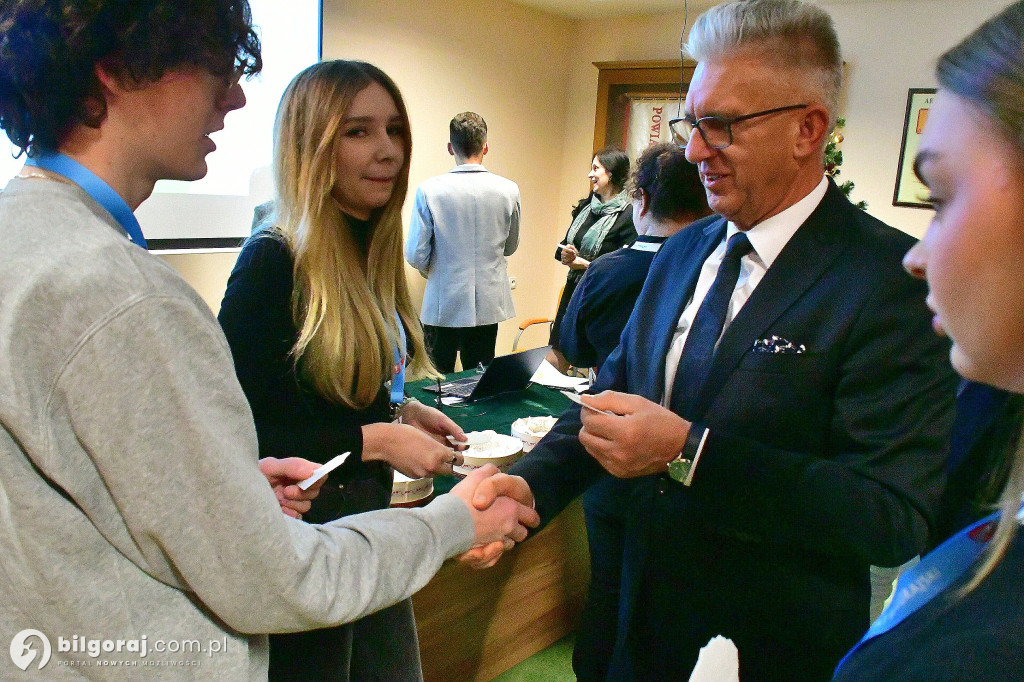 Spotkanie opłatkowe Młodzieżowej Rady Powiatu