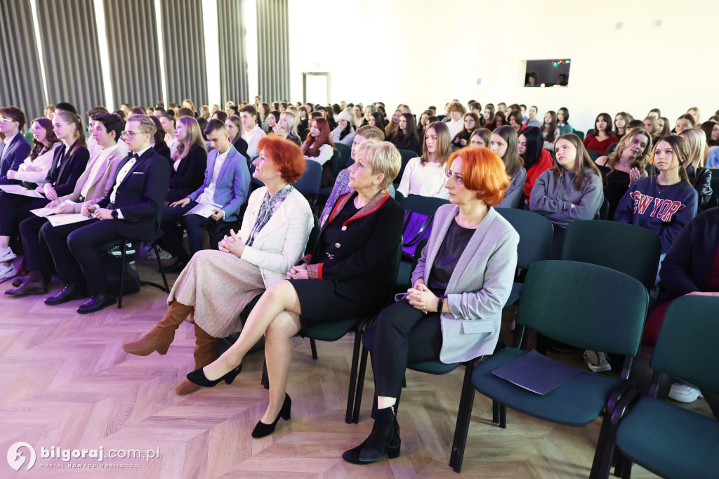 Niecodzienne uroczystości w I LO im. ONZ