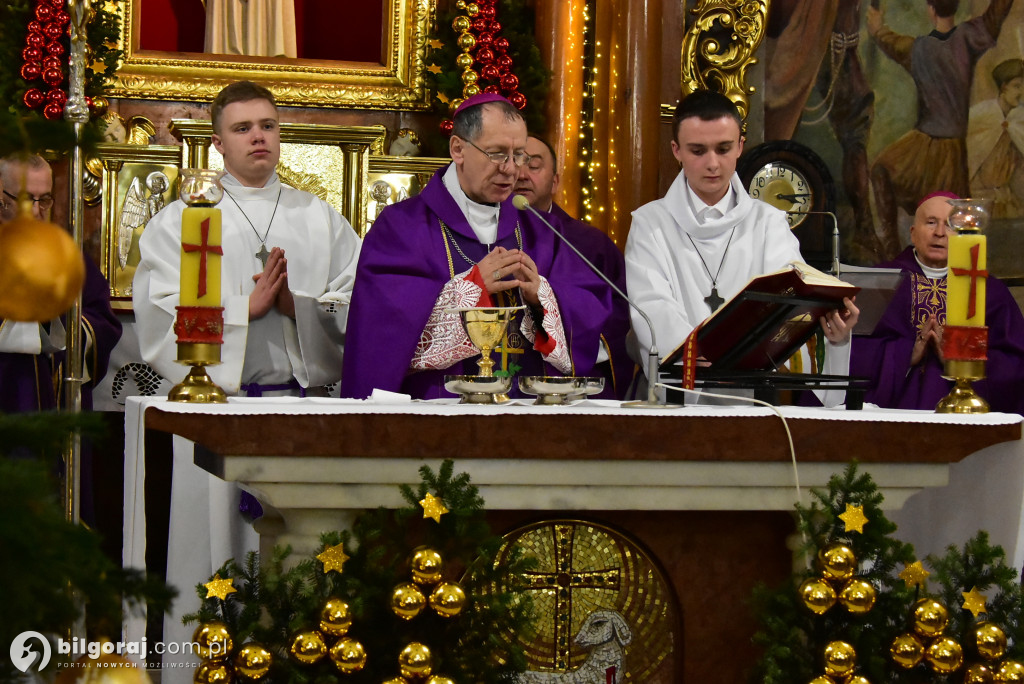 Biłgoraj. Ostatnie pożegnanie ks. Lucjana Szymanka