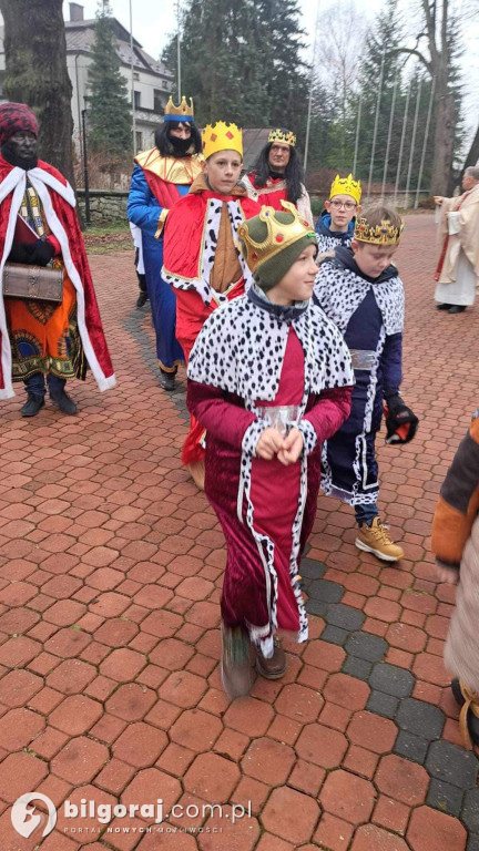 Pochód Trzech Króli preszedł przez Józefów