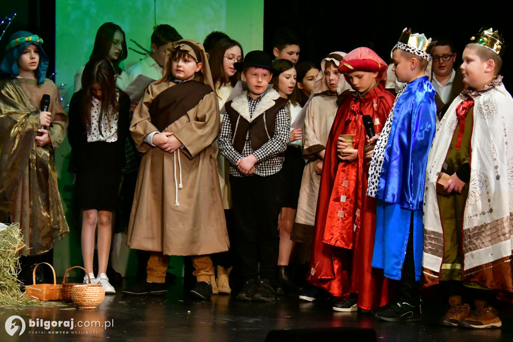 Tarnogród. Wspólne kolędowanie w domu kultury
