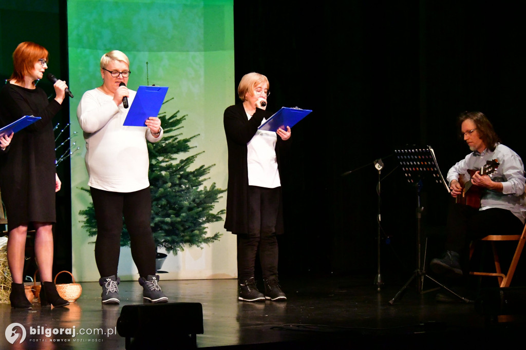 Tarnogród. Wspólne kolędowanie w domu kultury