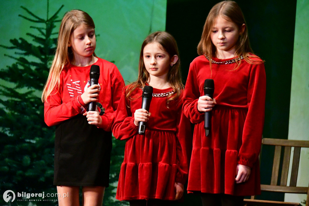 Tarnogród. Wspólne kolędowanie w domu kultury