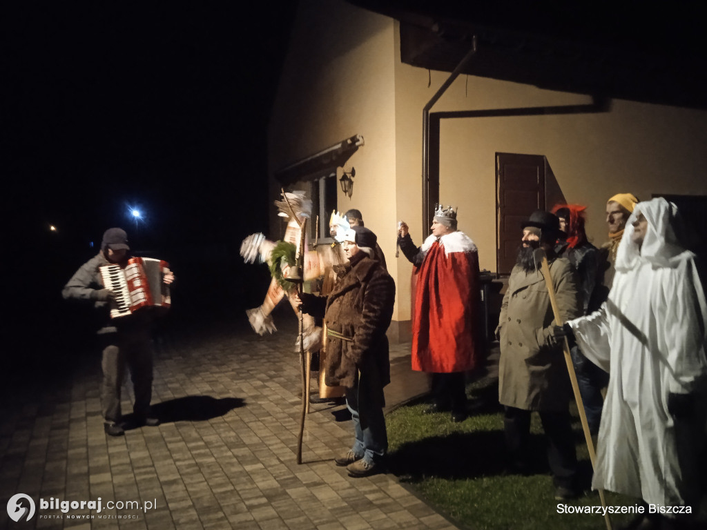 Biszcza. Chodzi po domach i kolędowali