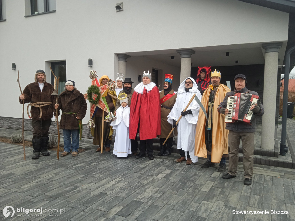 Biszcza. Chodzi po domach i kolędowali