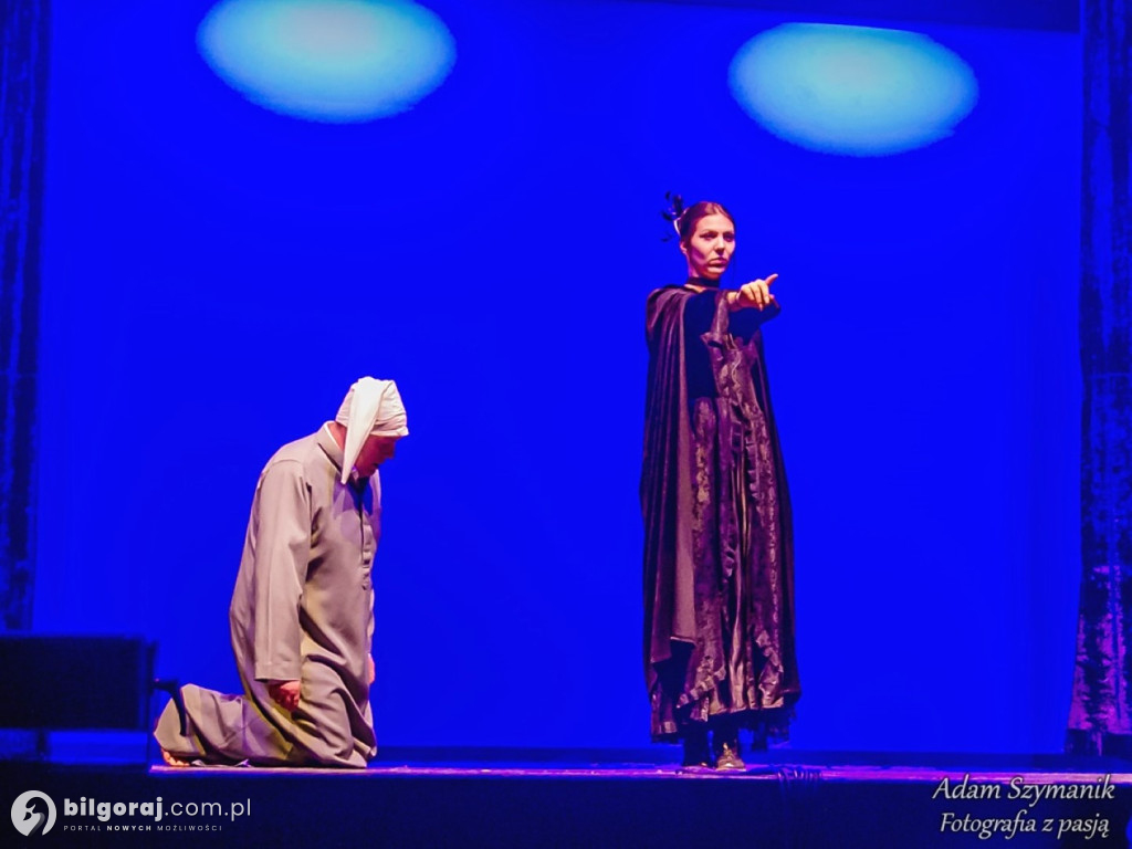 „Opowieść wigilijna” Karola Dickensa na scenie TOK