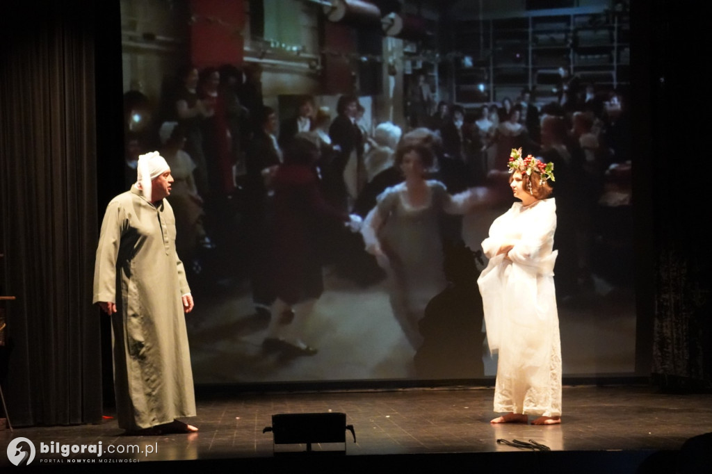„Opowieść wigilijna” Karola Dickensa na scenie TOK