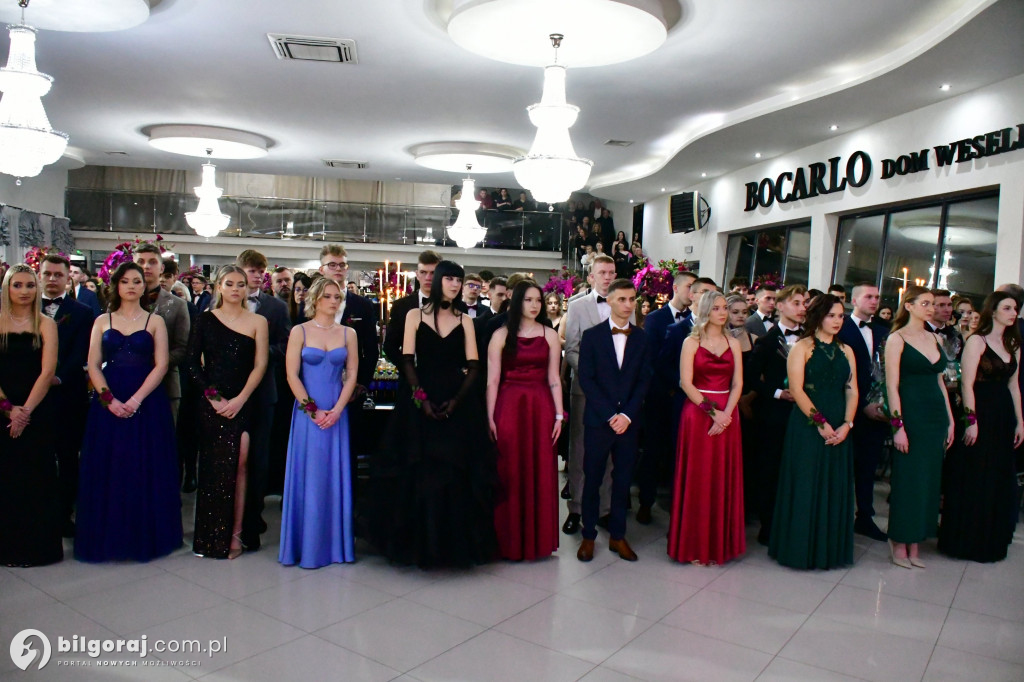 Bal maturalny uczniów biłgorajskiego 