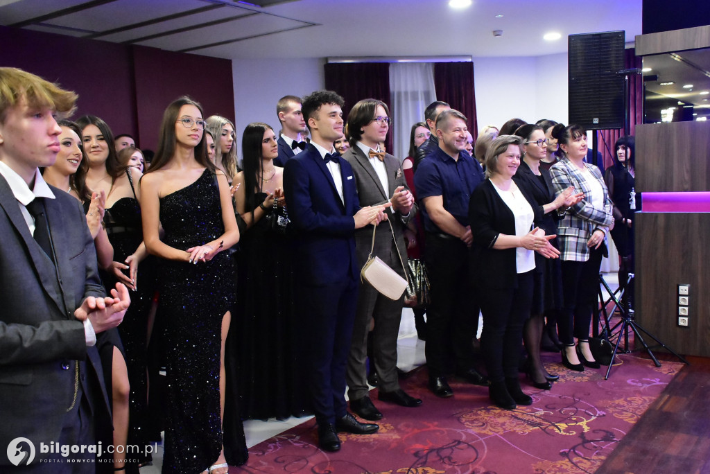 Bal maturalny uczniów I LO im. ONZ