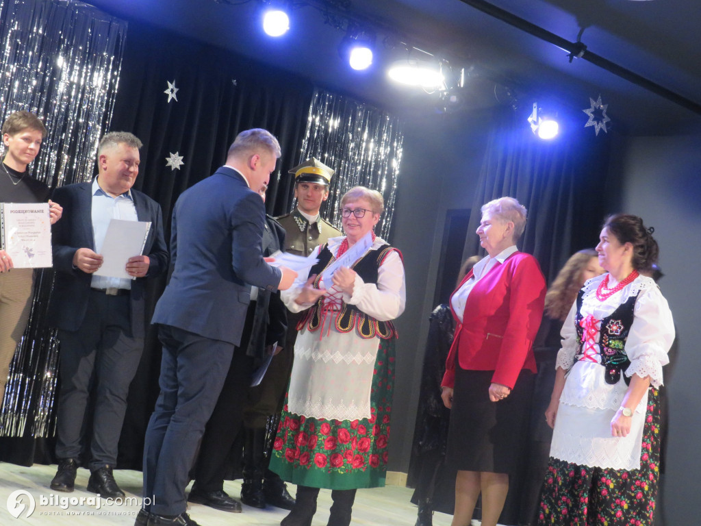 Kolędowanie i pożegnanie dyrektora GOKSiR-u