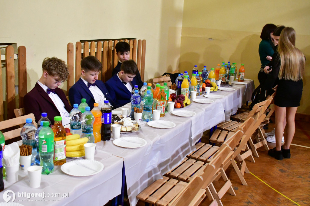 Bal ósmoklasisty w biłgorajskiej 