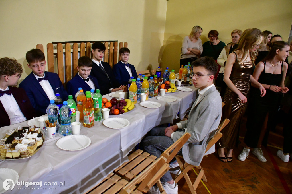 Bal ósmoklasisty w biłgorajskiej 