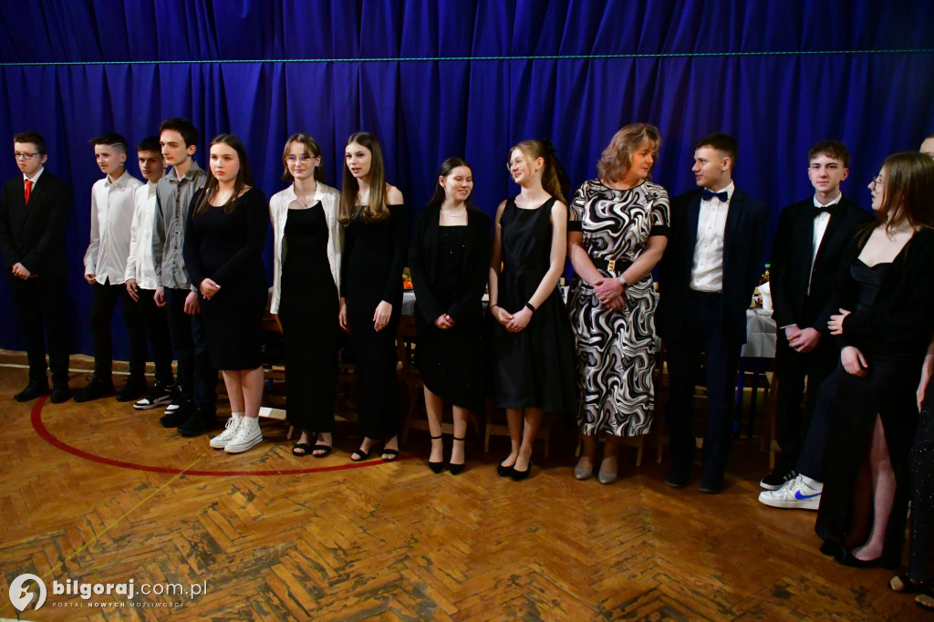 Bal ósmoklasisty w biłgorajskiej 