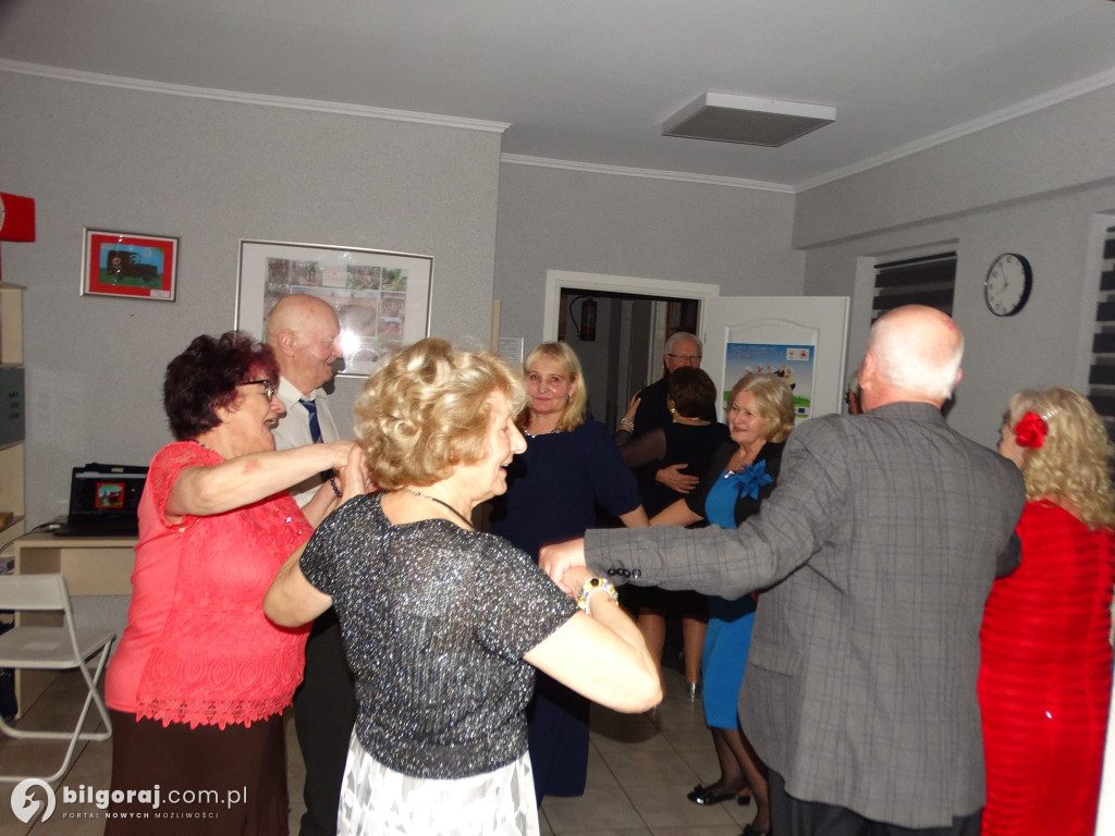Tak karnawał żegnali seniorzy z PCK (FOTO)