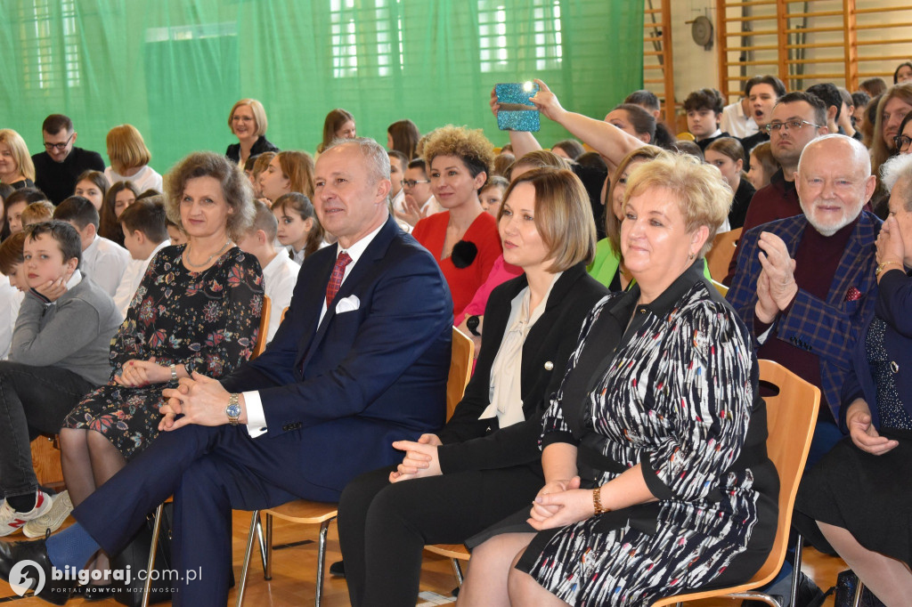 Wyjątkowe pożegnanie dyrektor szkoły w Majdanie Starym