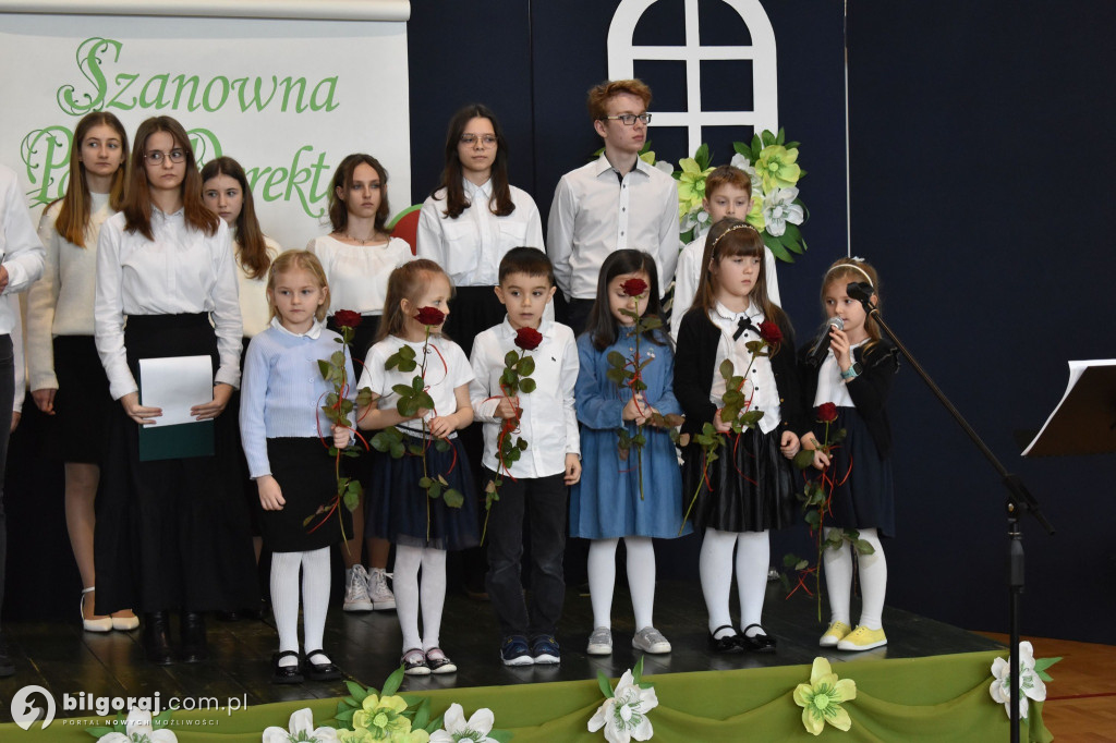 Wyjątkowe pożegnanie dyrektor szkoły w Majdanie Starym