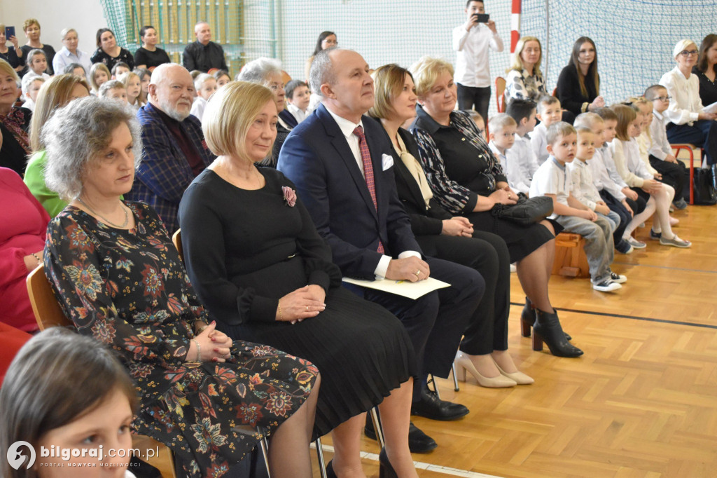 Wyjątkowe pożegnanie dyrektor szkoły w Majdanie Starym