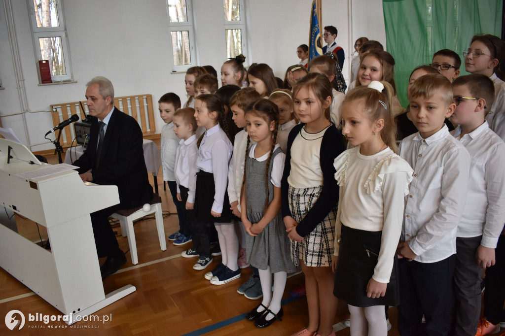 Wyjątkowe pożegnanie dyrektor szkoły w Majdanie Starym