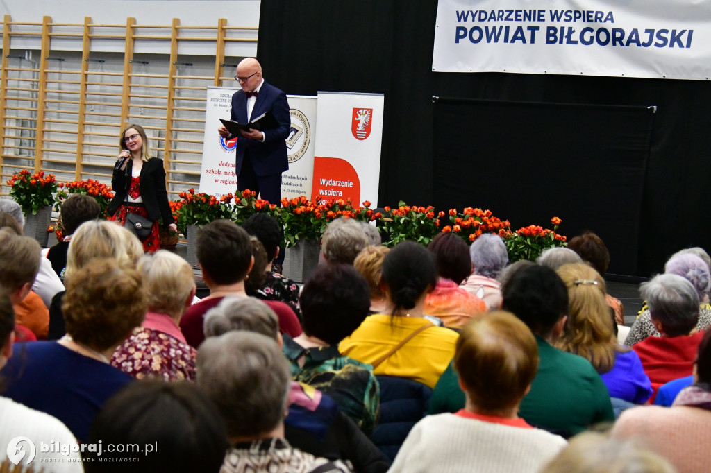 Panie z całego powiatu świętowały w Biłgoraju