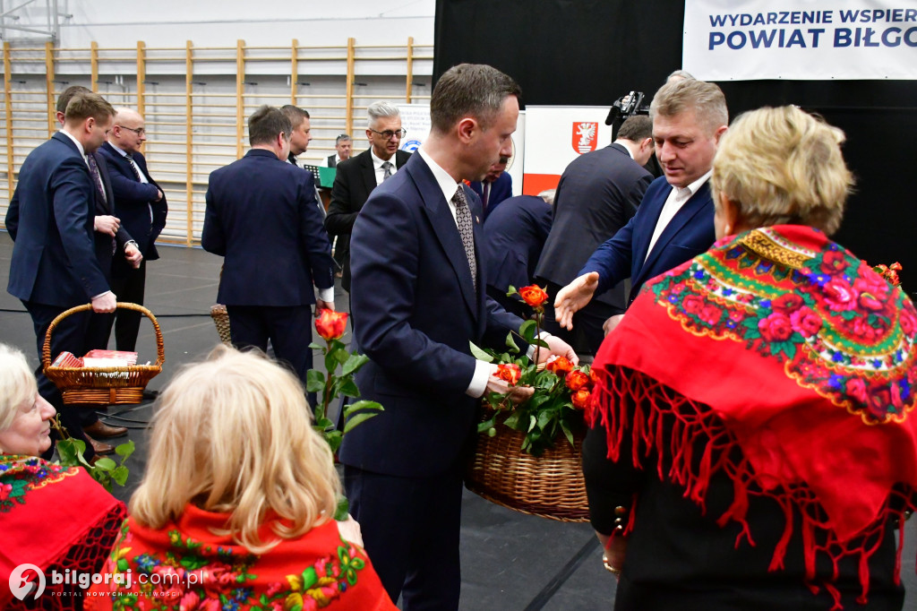Panie z całego powiatu świętowały w Biłgoraju