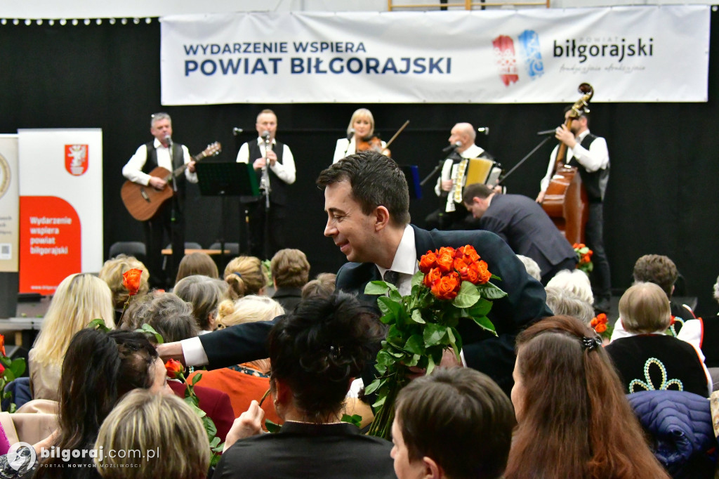Panie z całego powiatu świętowały w Biłgoraju
