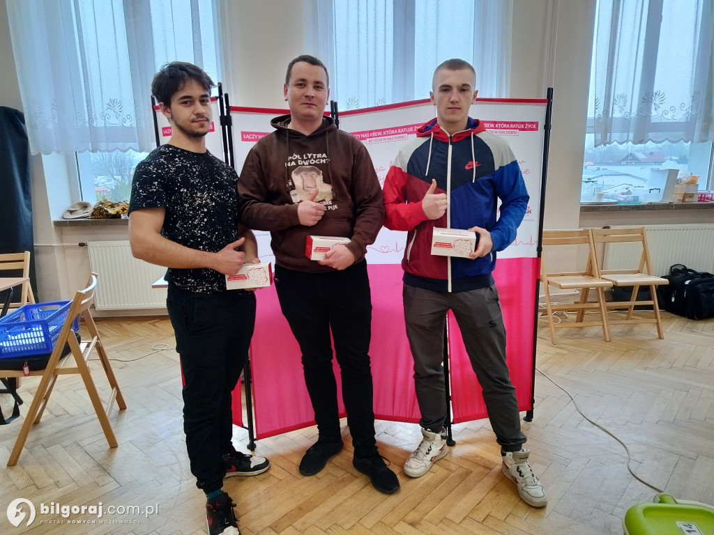 Czy wiesz, ile osób oddało krew w tym roku w RCEZ? Wynik Ciebie zaskoczy!