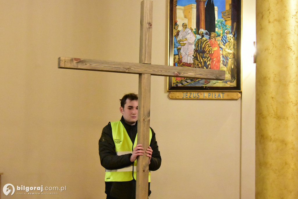 Skauci zorganizowali drogę krzyżową w okolicach Biłgoraja