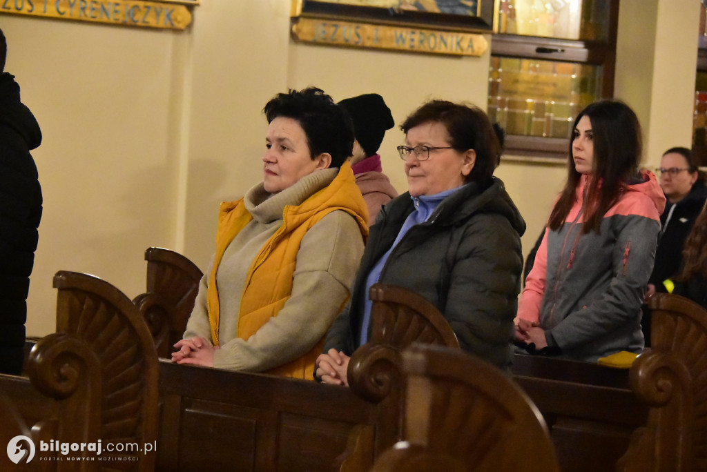 Skauci zorganizowali drogę krzyżową w okolicach Biłgoraja