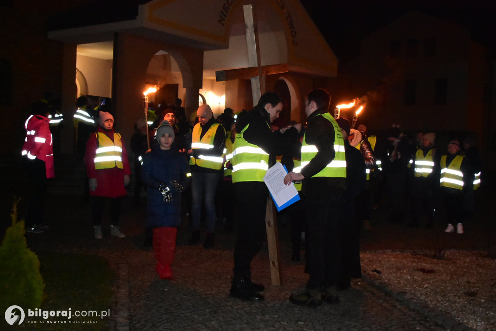 Skauci zorganizowali drogę krzyżową w okolicach Biłgoraja
