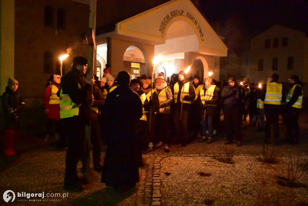 Skauci zorganizowali drogę krzyżową w okolicach Biłgoraja